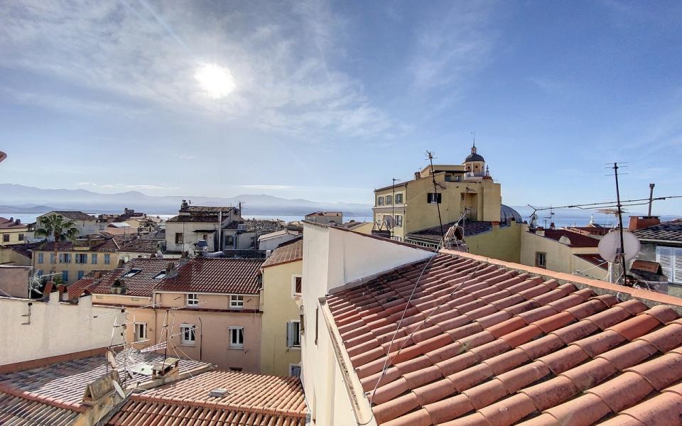 Appartement F3 Toit Terrasse à Vendre Ajaccio-MAX IMMOBILIER