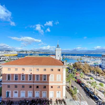 Magnifique F4 à louer place de la mairie à Ajaccio