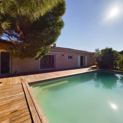 Maison F4 avec piscine à vendre à Afa - A Radica