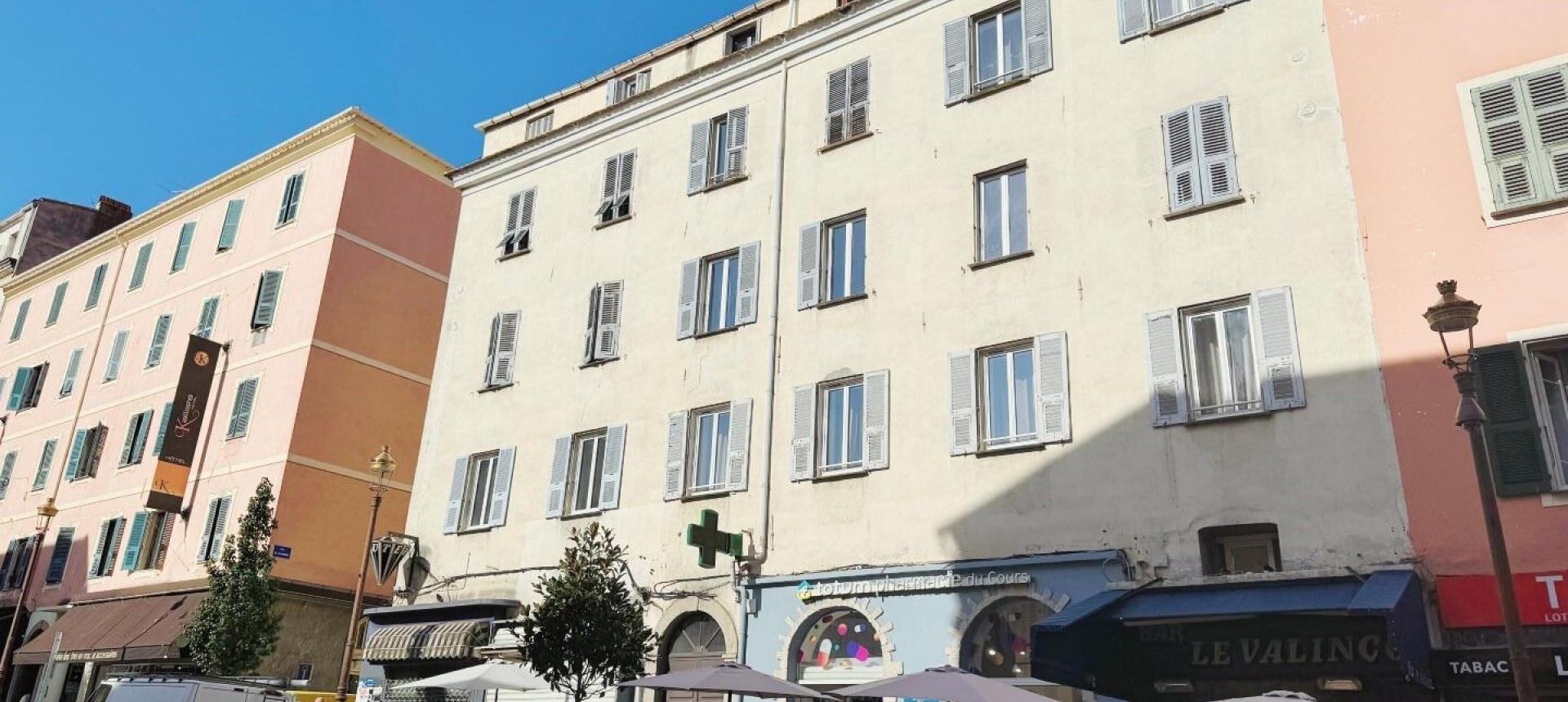 Studio à vendre à Ajaccio centre - Cours Napoléon