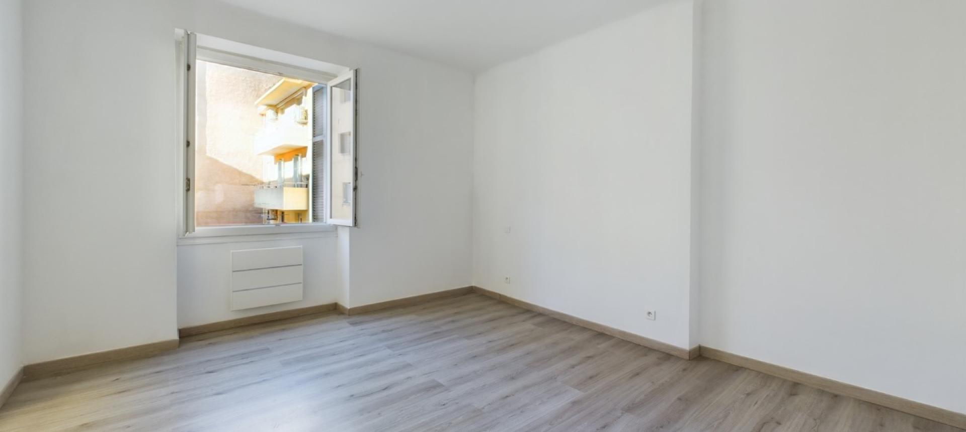 Vente appartement F2 rénové à Ajaccio - Rue de la Pietrina