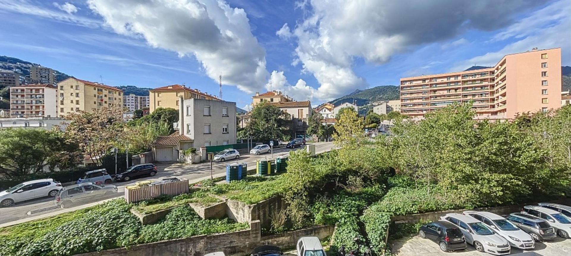 F2 à louer secteur Moncey à Ajaccio 