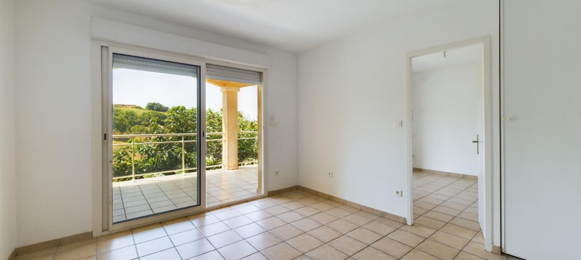 Appartement F2 à vendre près d'Ajaccio - Plaine de Peri