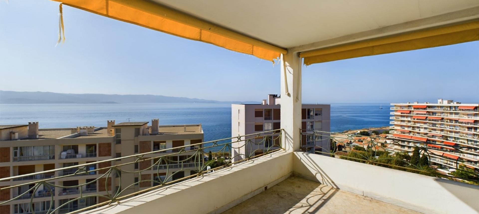 F3 vue mer à vendre à Ajaccio - Résidence Plein Soleil