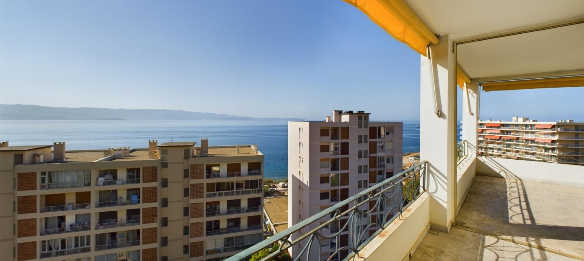 F3 vue mer à vendre à Ajaccio - Résidence Plein Soleil