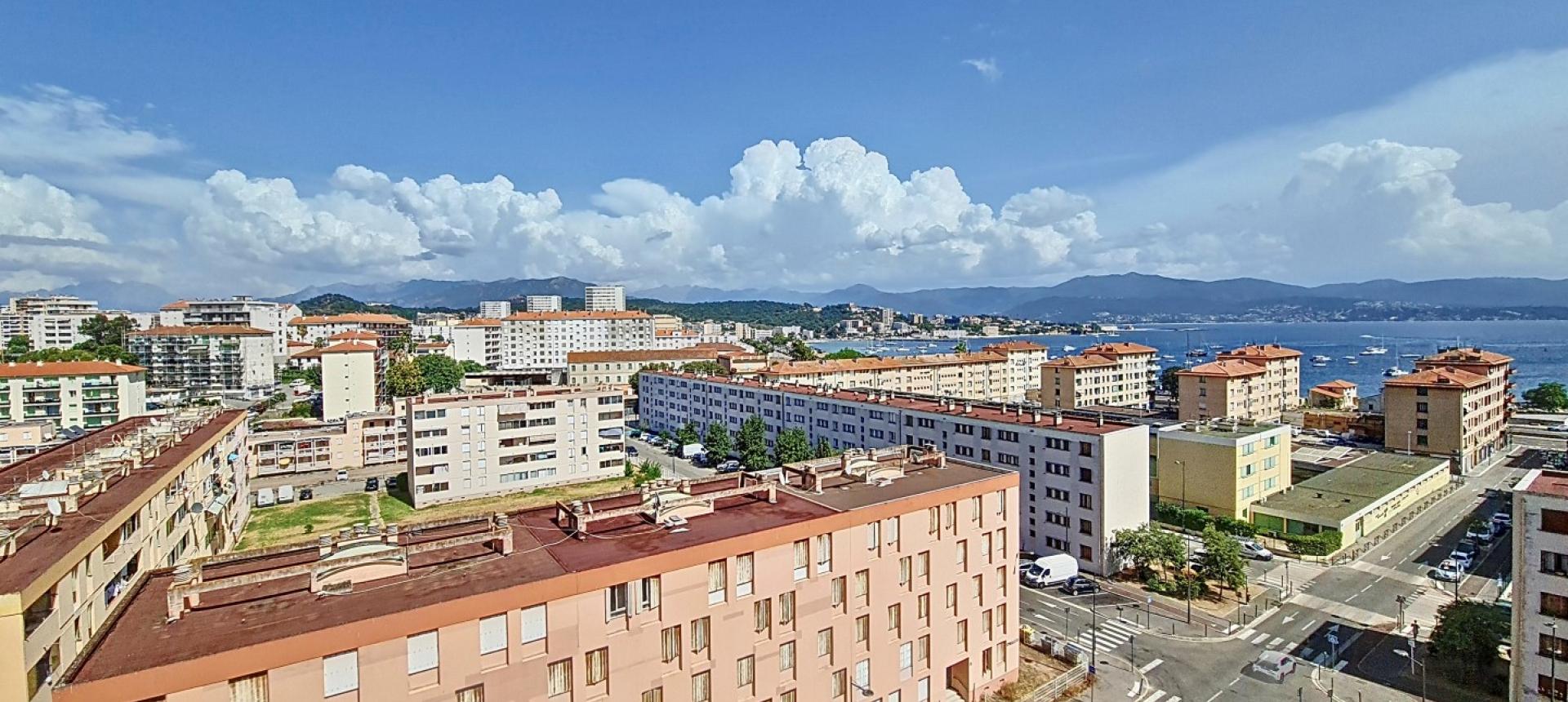 F4 à louer secteur Cannes à Ajaccio