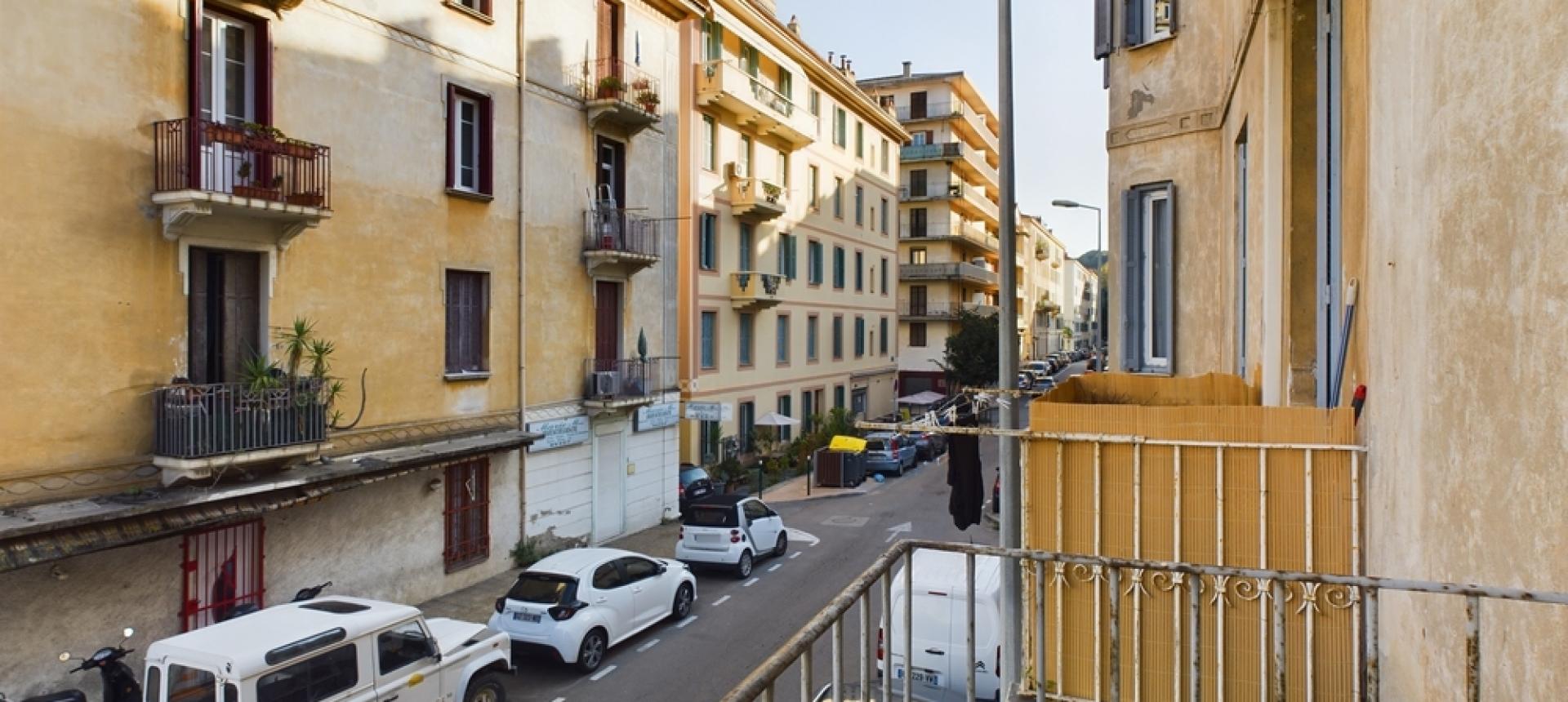 F4 à rénover à vendre à Ajaccio - Boulevard Maglioli