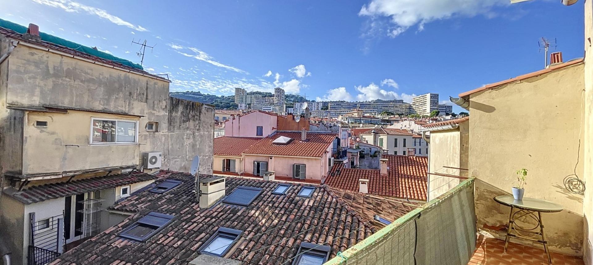 Magnifique F4 à louer place de la mairie à Ajaccio