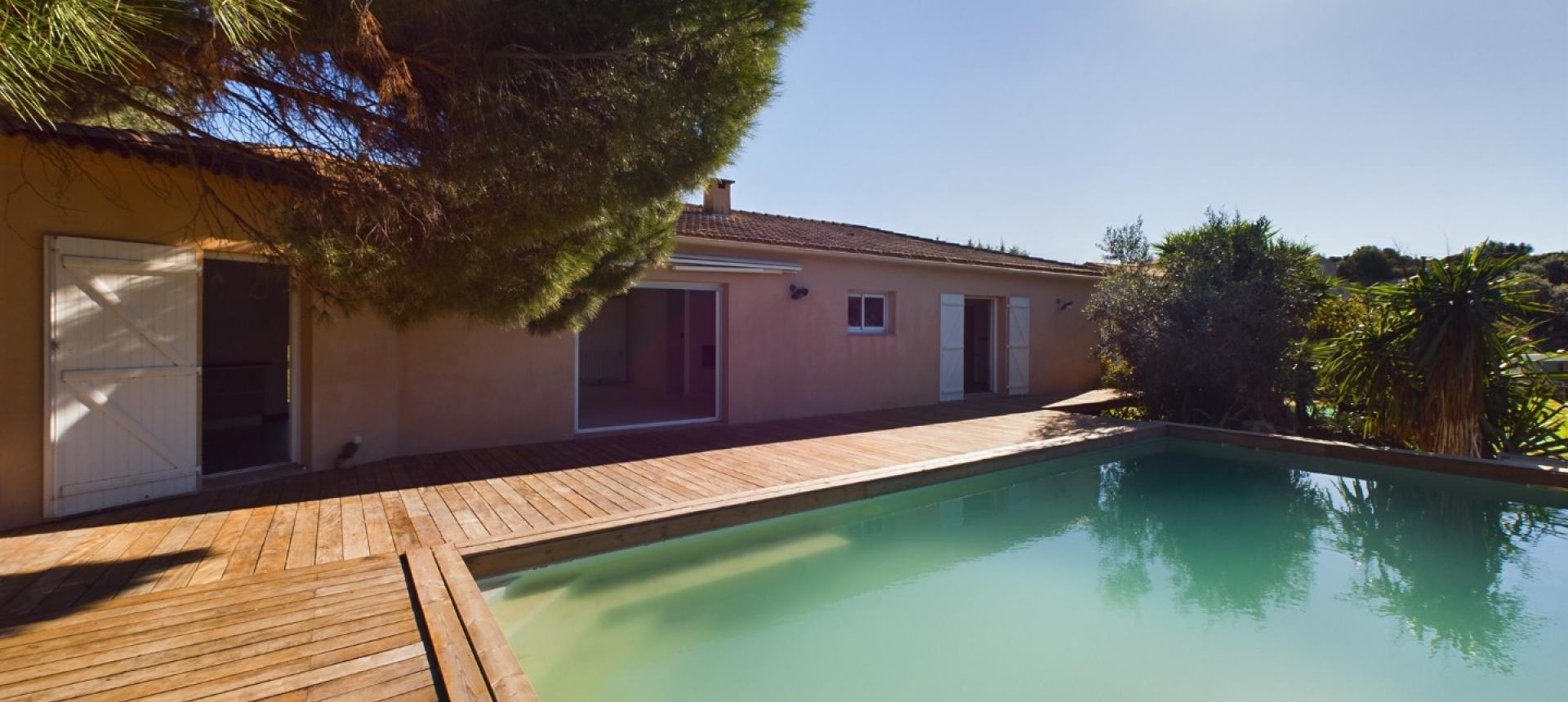 Maison F4 avec piscine à vendre à Afa - A Radica