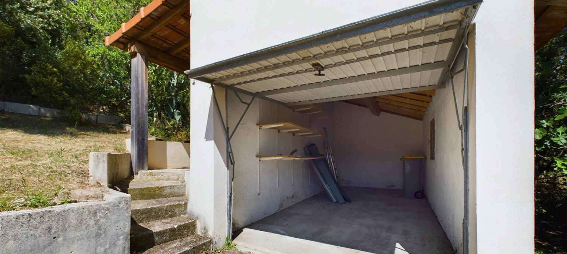 Villa F5+F3 à vendre près d'Ajaccio à Afa