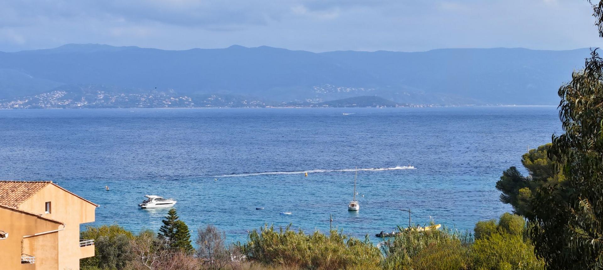 Maison F4+F3 avec piscine à vendre à Ajaccio - Sanguinaires