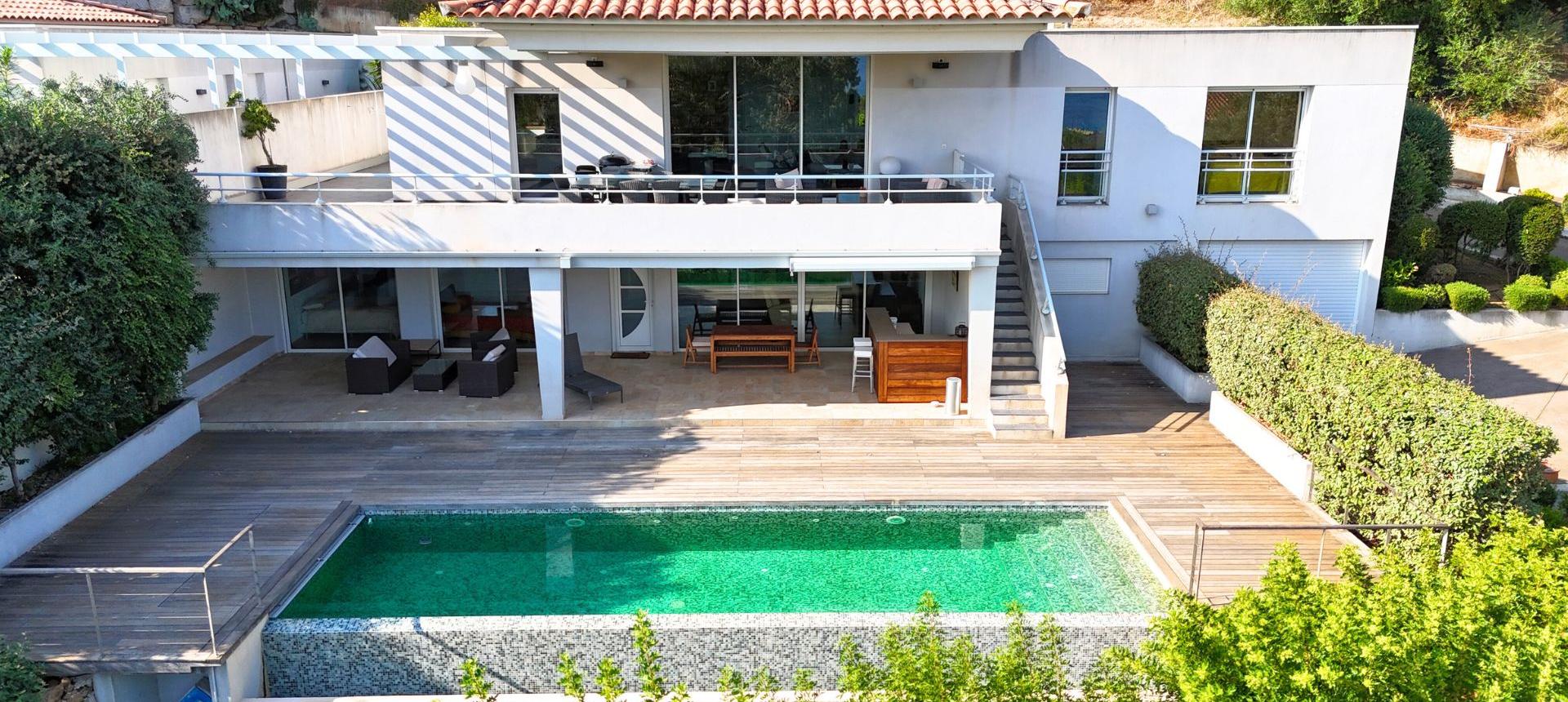 Maison F4+F3 avec piscine à vendre à Ajaccio - Sanguinaires